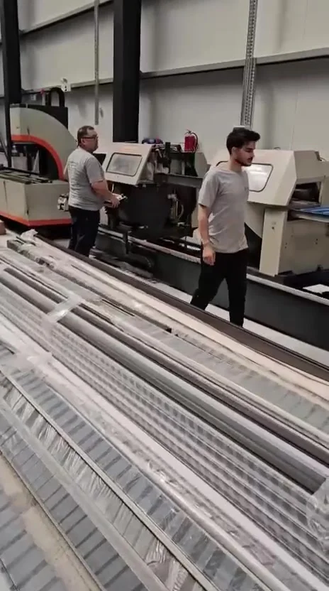 KCD fabrication plant: CNC aluminium profile precision cutting and milling line